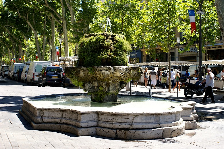 Aix-en-Provence (Bouches-du-Rhône) - Fontaine des neufs Canons