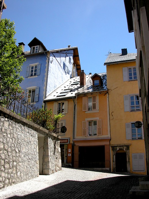 Briançon (Hautes-Alpes) - Maisons anciennes