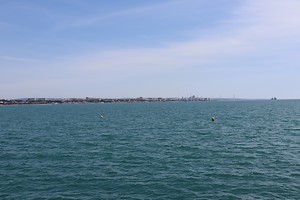Ville de Port-de-Bouc à l'horizon