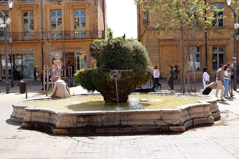 Aix-en-Provence (Bouches-du-Rhône) - Fontaine des neufs Canons
