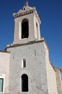 Entrée de la chapelle