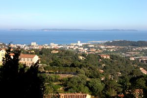 Île de Porquerolles à l'horizon