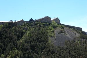 Autre fort dominant la ville