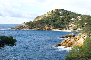 Léger aperçu du port de plaisance