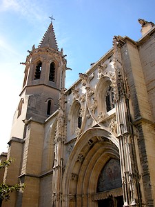Vue sur le clocher de la cathédrale
