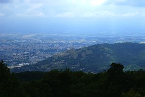 Aperçu du château et de la ville de Valence à l'horizon