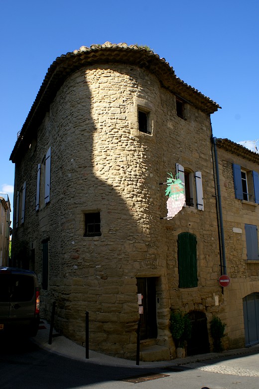 Châteauneuf-du-Pape (Vaucluse) - Maison ancienne