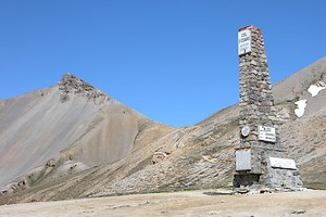 Monument au col d'Izoard