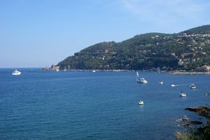 A l'est de la corniche