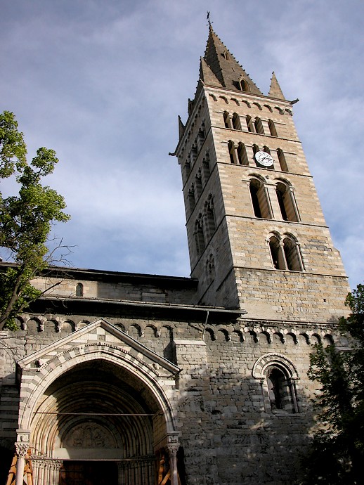 Embrun (Hautes-Alpes) - Cathédrale Notre-Dame-du-Réal