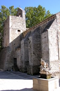 Retour devant l'église Saint-Véran