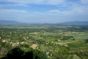 Paysage en direction du village de Roussillon