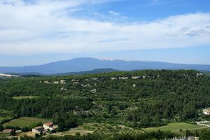 Mont Ventoux à l'horizon