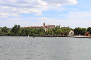 La ville à l'horizon