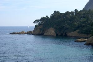 Zoom au sud de la calanque du Mugel