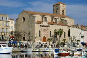 Zoom sur l'église Notre-Dame-de-l'Assomption