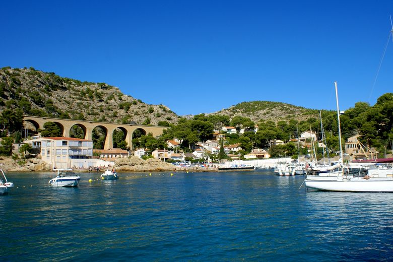 La Redonne (Côte Bleue) - A l'entrée du port