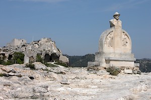 Monument Charloum-Rieu