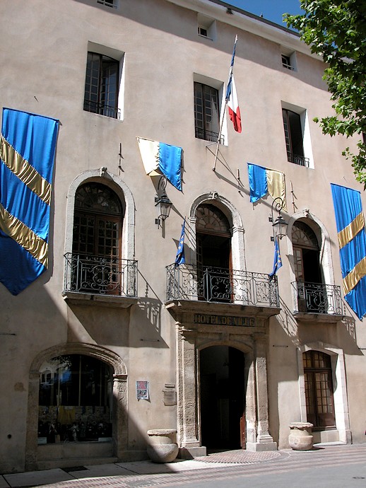 Manosque (Alpes-de-Haute-Provence) - Hôtel de ville