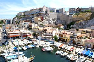 Dans les hauteurs du Vallon des Auffes