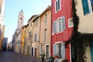 Clocher de l'église à la rue des Cordonniers