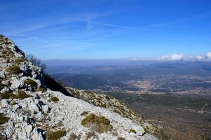 Au bord du relief abrupt