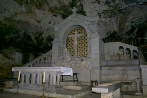 Intérieur de la grotte