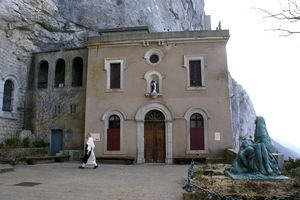 Retour sur la terrasse de la grotte