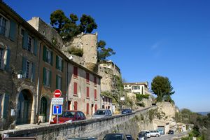 Au pied de la citadelle