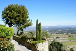 Derrière la citadelle