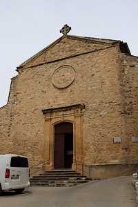 Entrée de l'église Saint-André