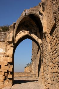 Une porte de l'ancien château