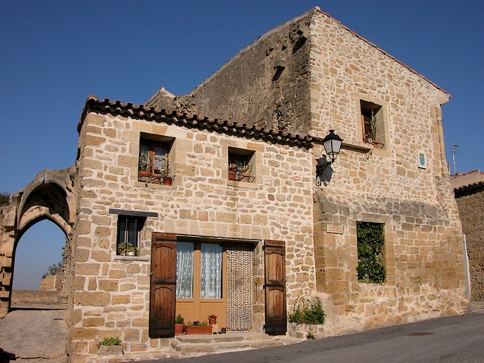 Miramas-le-Vieux (Bouches-du-Rhône) - Maisons anciennes