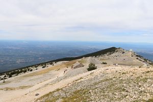 Vue sur la chapelle Sainte-Croix