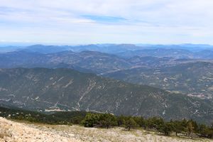 Vue plus étendue sur les montagnes de la Drôme