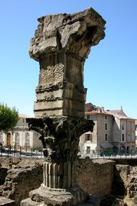 Fouille au pied de la colline Saint-Eutrope