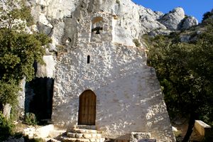 Face à la chapelle Saint-Ser