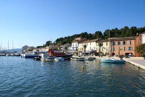 Au petit port