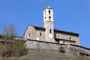 Zoom sur l'église Saint-Véran