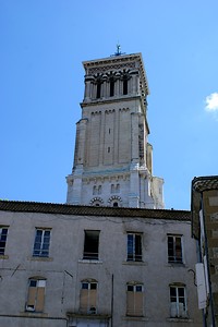 Clocher de la cathédrale Saint-Apollinaire