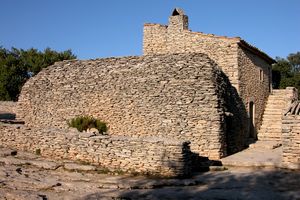 Une maison en pierres