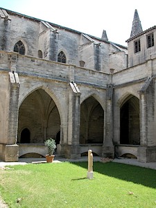 Le cloître