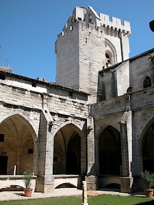 Le cloître