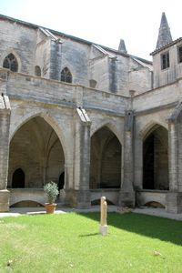 Le cloître