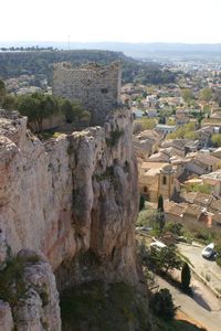 Dans les hauteurs du Rocher