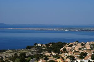 Berre-l'Etang à l'horizon